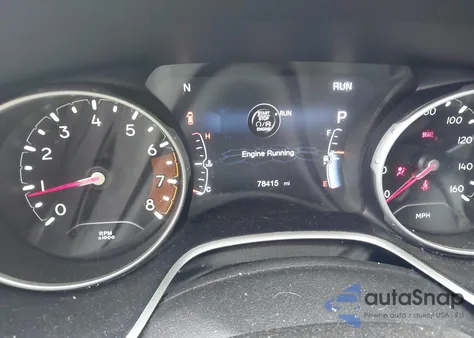 2018 Jeep Compass Limited 4X4 z USA, uszkodzony, nr VIN 3C4NJDCB9JT135960